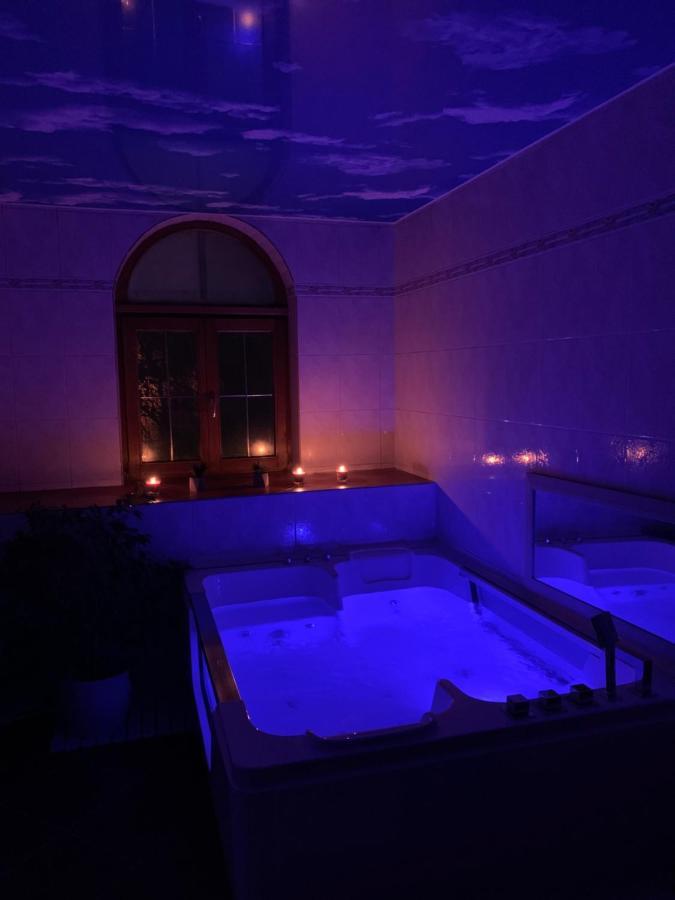 Relax And Pool Apartments Novi Sad Esterno foto