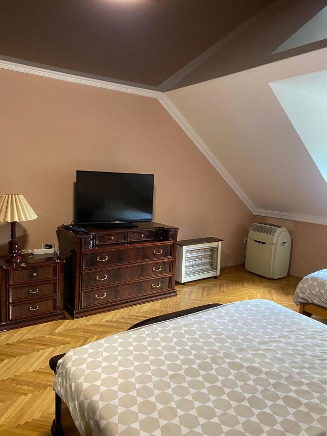 Relax And Pool Apartments Novi Sad Esterno foto